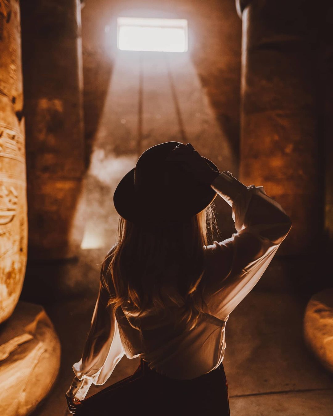 Happy Easter everyone! Above all, I wish you good health, joy and peace. Have a lovely day celebrating with your nearest and dearest! #abydos #temple #egypt #beautifuldestination (2)